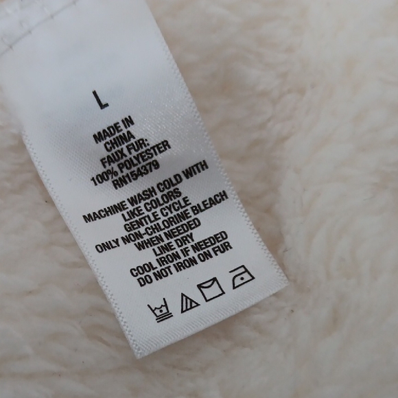 Aeropostale Cozy White Fleece Hoodie. - Picture 9 of 11